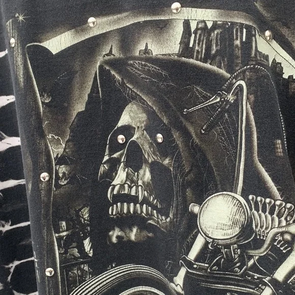 Skeleton Tee - Picture 3 of 8